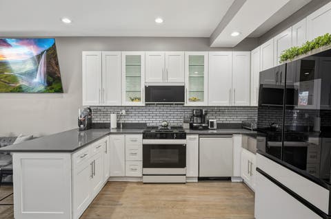 Tiny photo for 231 E 59th Street #1, Chicago, IL 60637 (MLS # 12742172)