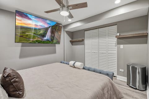 Tiny photo for 231 E 59th Street #1, Chicago, IL 60637 (MLS # 12742172)