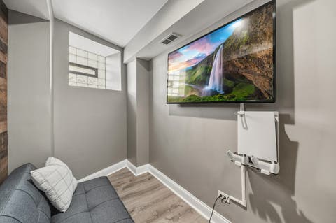 Tiny photo for 231 E 59th Street #1, Chicago, IL 60637 (MLS # 12742172)