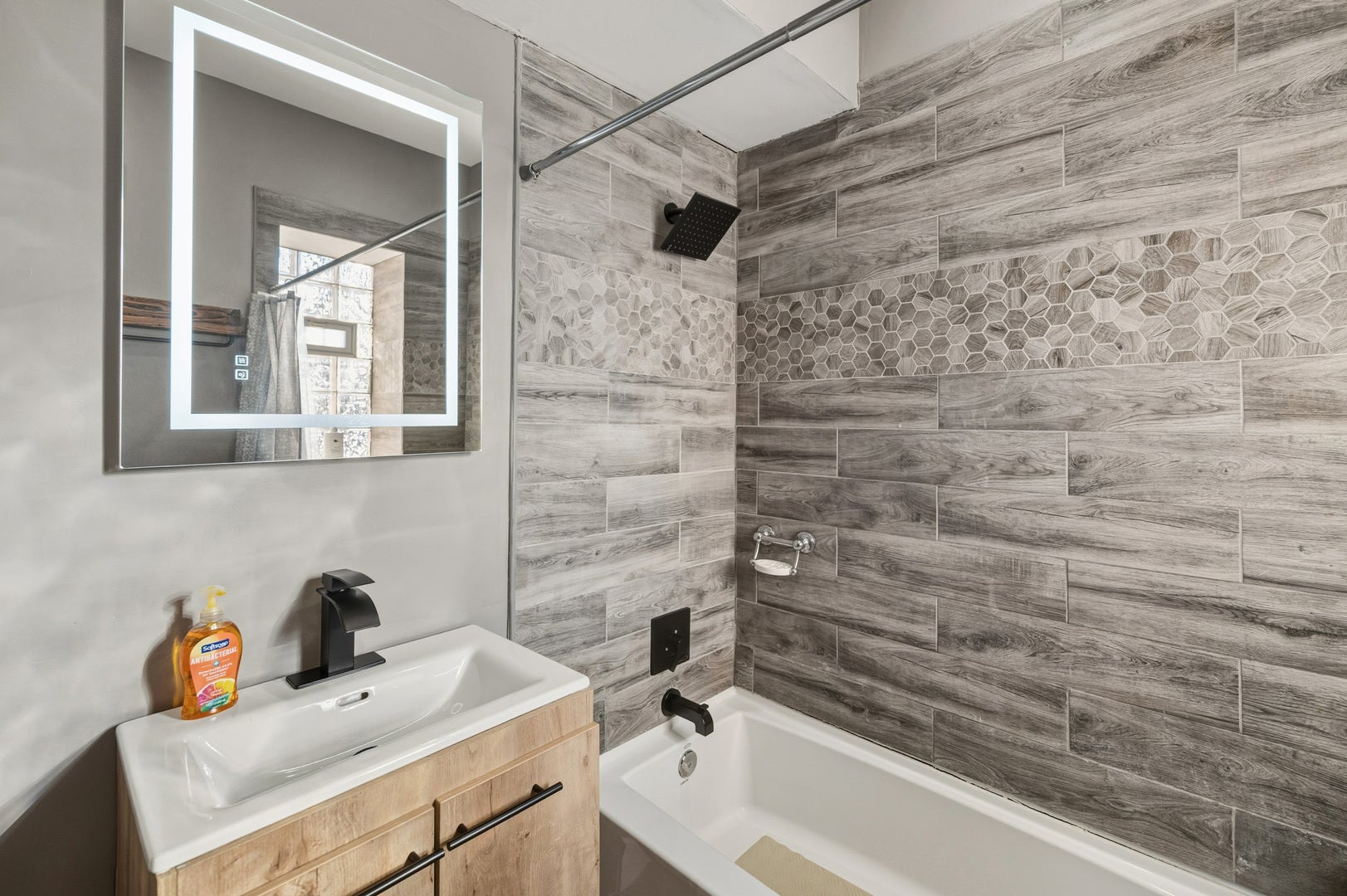 231 E 59th Street 1