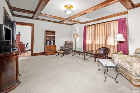 Tiny photo for 402 E Rusholme Street, Davenport, IA 52806 (MLS # QC4269746)