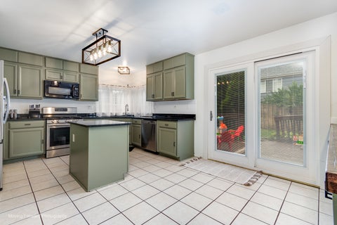 Tiny photo for 1301 Big Oak Trail, Aurora, IL 60506 (MLS # 12745336)