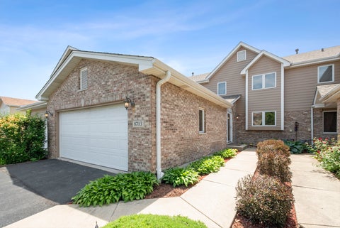 Tiny photo for 8703 Cashel Lane, Tinley Park, IL 60487 (MLS # 12662692)