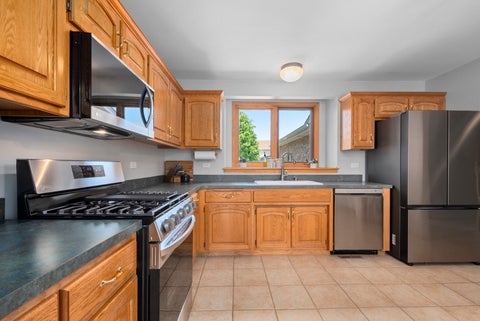 Tiny photo for 8703 Cashel Lane, Tinley Park, IL 60487 (MLS # 12662692)