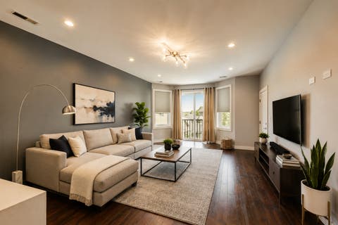 Tiny photo for Chicago, IL 60618 (MLS # 12675898)