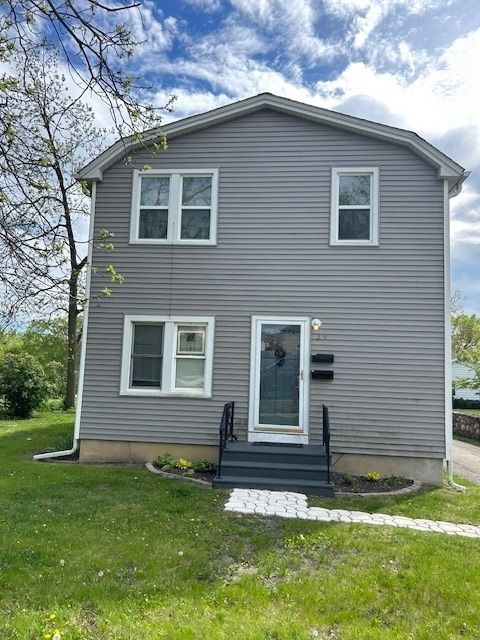 29 Park Avenue Lake Zurich IL 60047