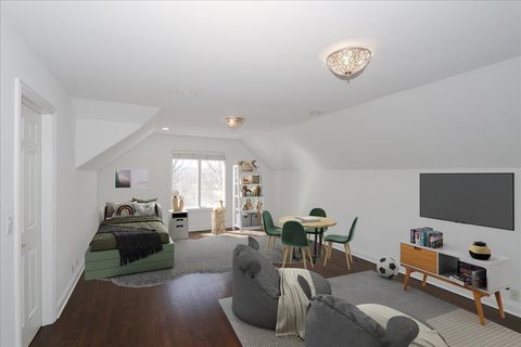 Tiny photo for 5N523 E Lakeview Circle, St. Charles, IL 60175 (MLS # 12655279)