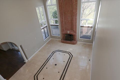 Tiny photo for 5N523 E Lakeview Circle, St. Charles, IL 60175 (MLS # 12655279)
