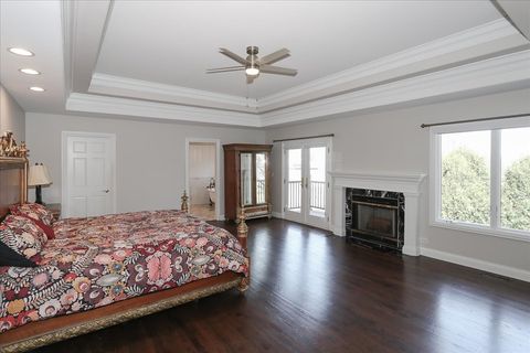 Tiny photo for 5N523 E Lakeview Circle, St. Charles, IL 60175 (MLS # 12655279)