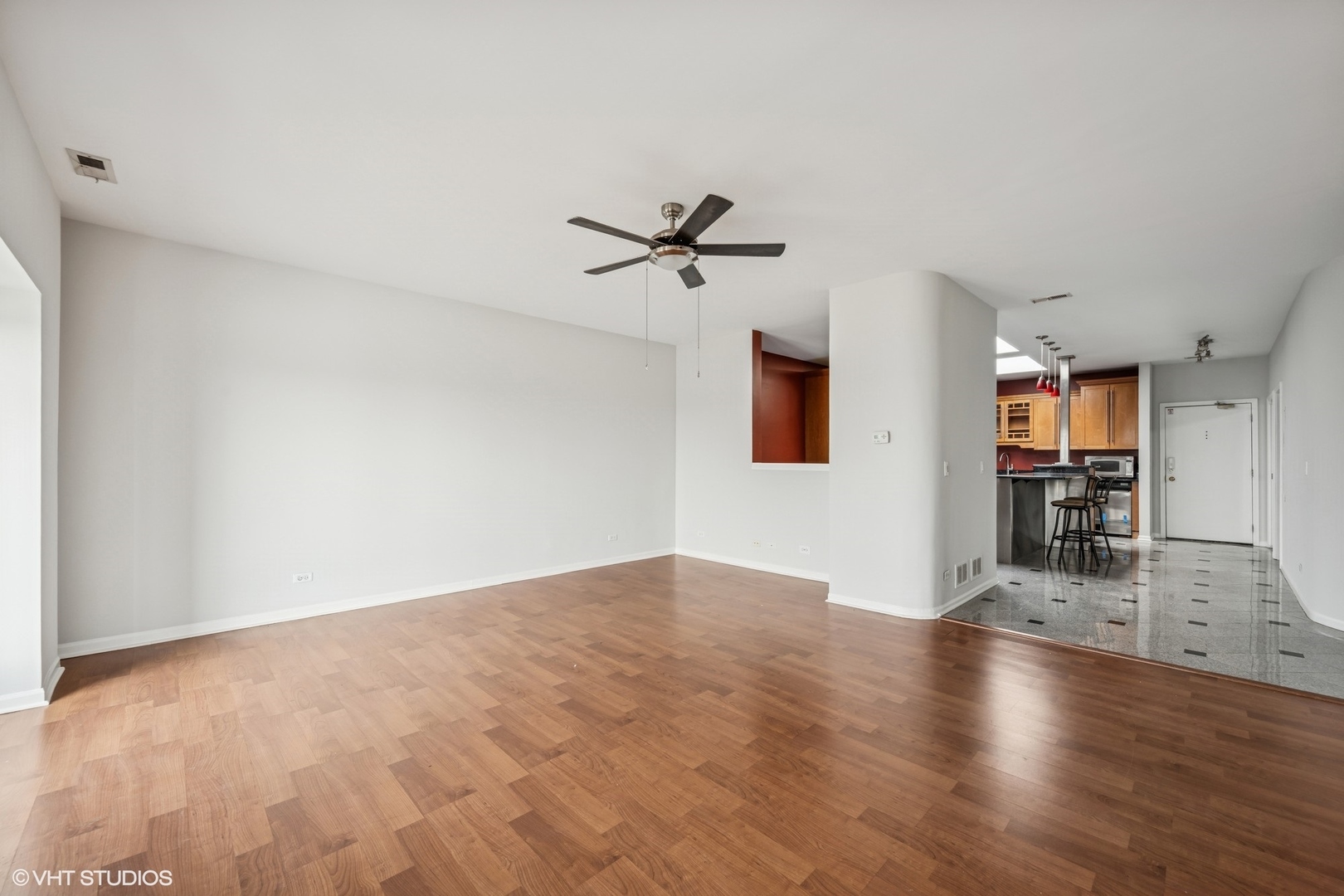 1 Renaissance Place 4PH