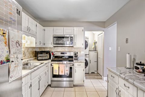 Tiny photo for 8475 162nd Place #1, Tinley Park, IL 60487 (MLS # 12604493)