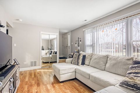 Tiny photo for 8475 162nd Place #1, Tinley Park, IL 60487 (MLS # 12604493)