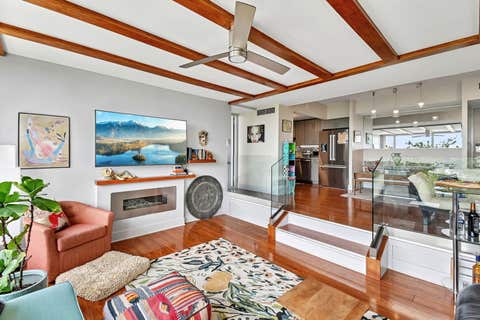 Tiny photo for 3200 N Lake Shore Drive #410, Chicago, IL 60657 (MLS # 12710864)