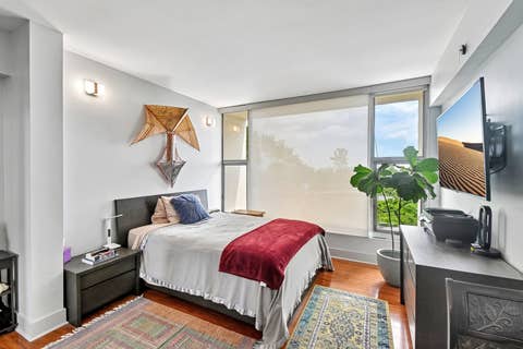 Tiny photo for 3200 N Lake Shore Drive #410, Chicago, IL 60657 (MLS # 12710864)