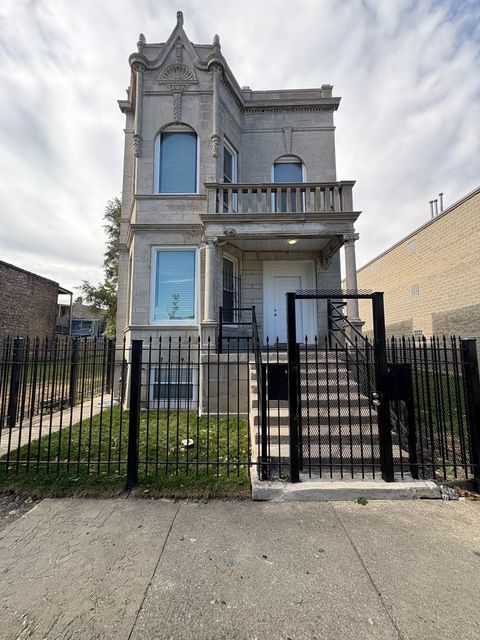 1220 S Avers Avenue Chicago IL 60623
