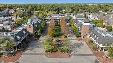 Tiny photo for 270 Majestic Oak Court, Lake Forest, IL 60045 (MLS # 12527127)