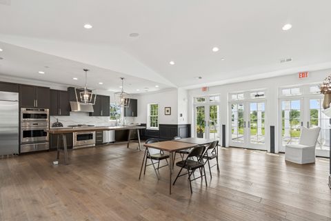 Tiny photo for 270 Majestic Oak Court, Lake Forest, IL 60045 (MLS # 12527127)