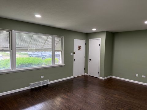 Tiny photo for 656 Springfield Avenue, Joliet, IL 60435 (MLS # 12470373)