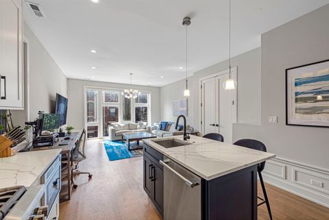 Tiny photo for 1518 W Thomas Street #2, Chicago, IL 60642 (MLS # 12604197)