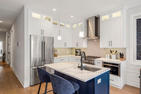 Tiny photo for 1518 W Thomas Street #2, Chicago, IL 60642 (MLS # 12604197)