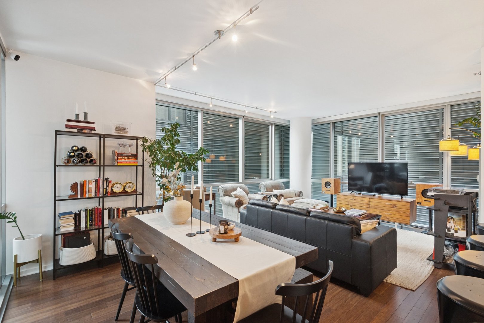 125 S Green Street 506A