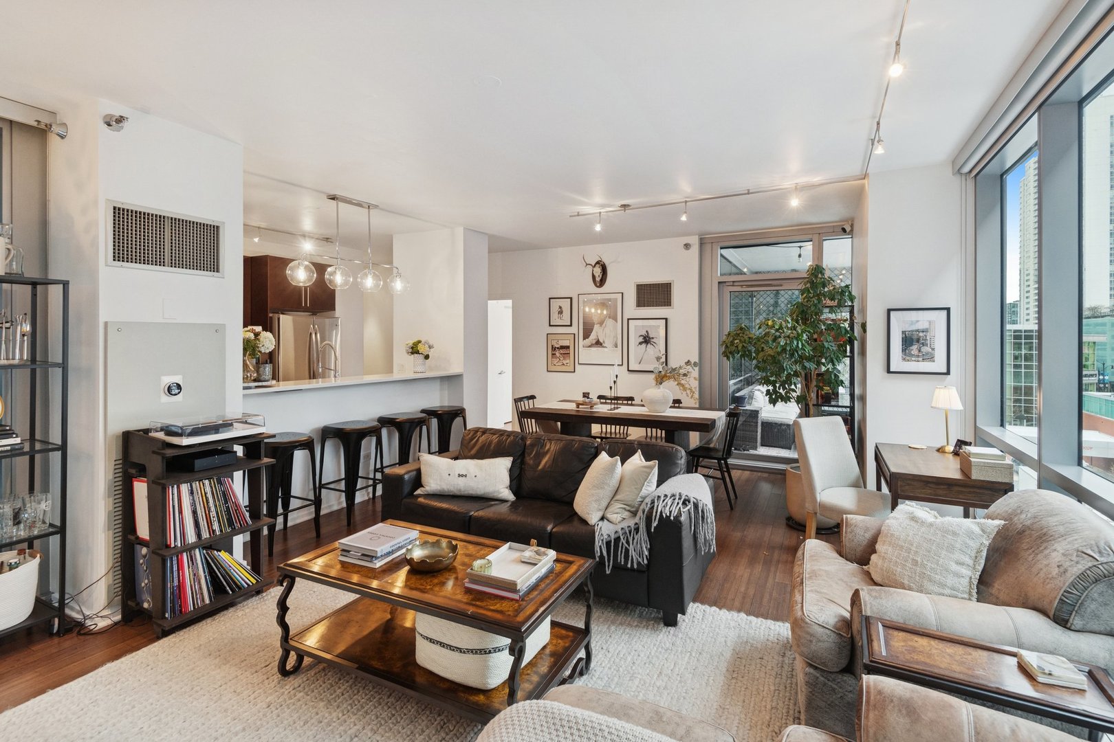 125 S Green Street 506A