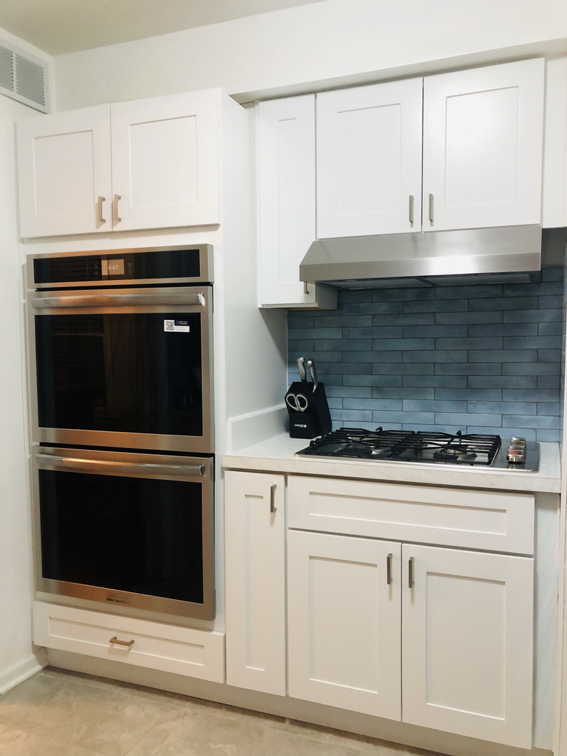 9044 S Merrill Avenue