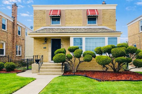 9044 S Merrill Avenue Chicago IL 60617