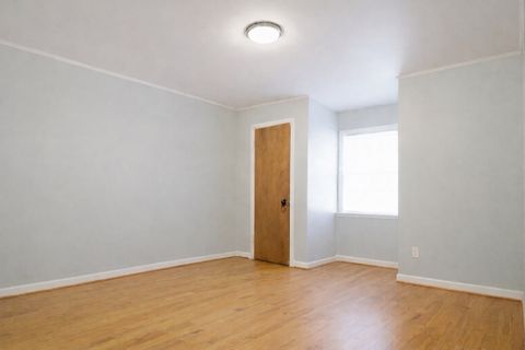 Tiny photo for 9044 S Merrill Avenue, Chicago, IL 60617 (MLS # 12539923)