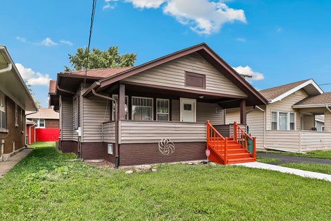 Photo of 809 Moran Street, Joliet, IL 60435 (MLS # 12753856)