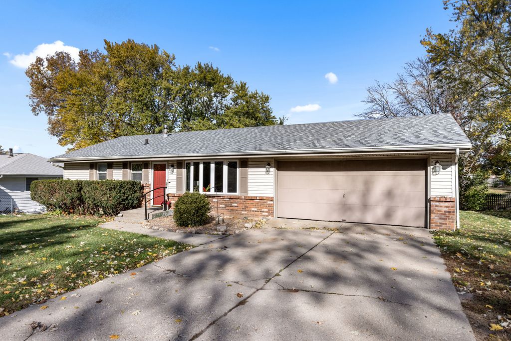 Photo for 3407 LASALLE Ave, Rockford, IL 61114 (MLS # 12503667)