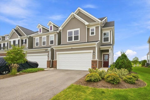 Photo of 2271 Ryegrass Lane, Bolingbrook, IL 60490 (MLS # 12750192)