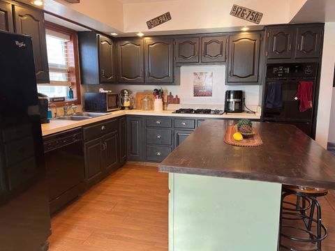 Tiny photo for 1021 Webster Street, Ottawa, IL 61350 (MLS # 12566641)