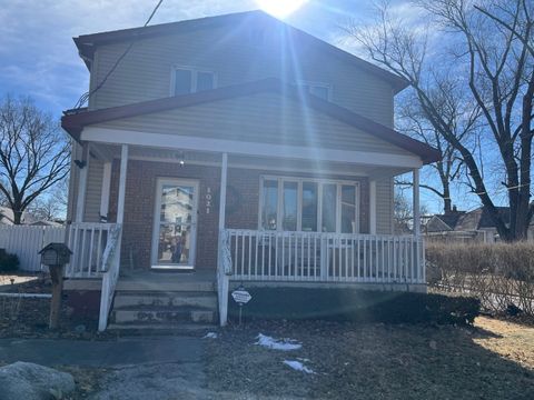 Tiny photo for 1021 Webster Street, Ottawa, IL 61350 (MLS # 12566641)