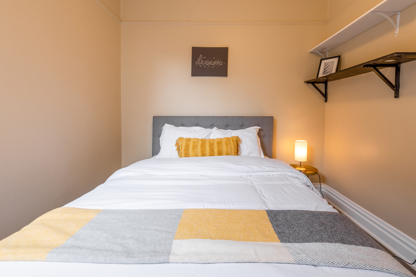 2506 N Monticello Avenue