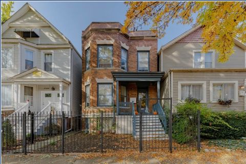 2506 N Monticello Avenue Chicago IL 60647