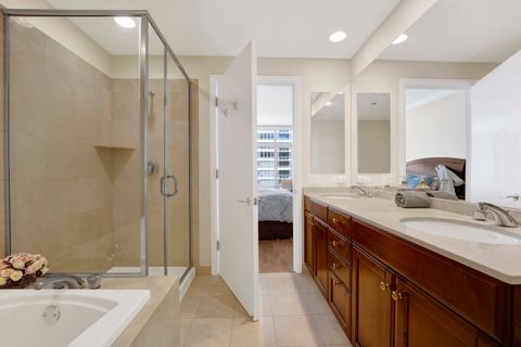 Tiny photo for 530 N Lake Shore Drive #2503, Chicago, IL 60611 (MLS # 12612601)