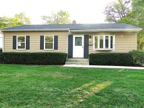 Photo of 2604 Fairway Drive, Joliet, IL 60435 (MLS # 12496139) Photo of 2604 Fairway Drive, Joliet, IL 60435 (MLS # 12496139)