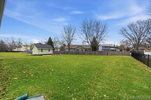 Tiny photo for 822 Hamlet Street, Batavia, IL 60510 (MLS # 12594295)