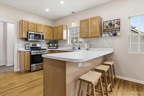 Tiny photo for 822 Hamlet Street, Batavia, IL 60510 (MLS # 12594295)