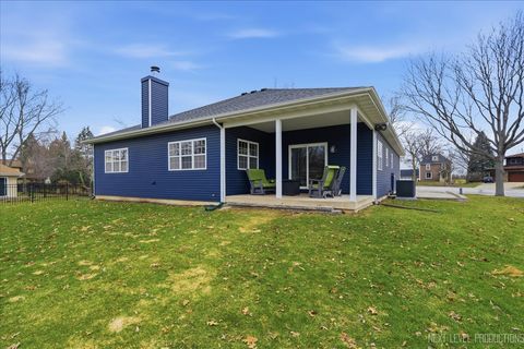 Tiny photo for 822 Hamlet Street, Batavia, IL 60510 (MLS # 12594295)