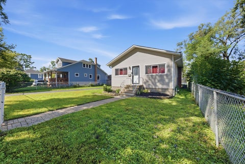 Tiny photo for 14538 Hamlin Avenue, Midlothian, IL 60445 (MLS # 12710460)