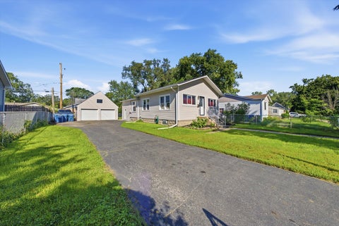 Tiny photo for 14538 Hamlin Avenue, Midlothian, IL 60445 (MLS # 12710460)