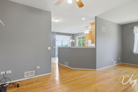 Tiny photo for 453 N Keswick Court, Round Lake, IL 60073 (MLS # 12719979)
