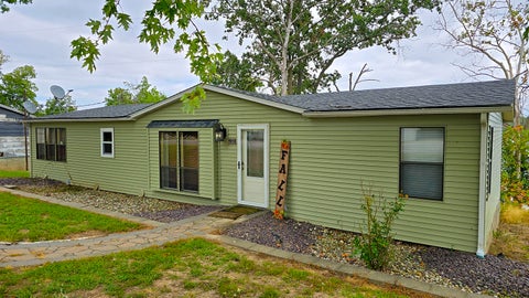 Photo of 1918 Dunbar Lane, Centralia, IL 62801 (MLS # 12765946)