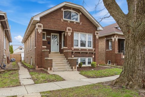 Photo of 2423 Wesley Avenue, Berwyn, IL 60402 (MLS # 12564412)