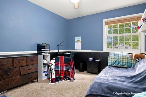 Tiny photo for 512 Silbury Court, McHenry, IL 60050 (MLS # 12746488)
