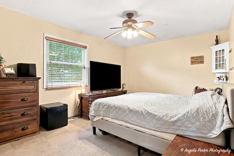 Tiny photo for 512 Silbury Court, McHenry, IL 60050 (MLS # 12746488)