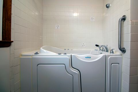 Tiny photo for 750 Bishop Court, Bradley, IL 60915 (MLS # 12590273)