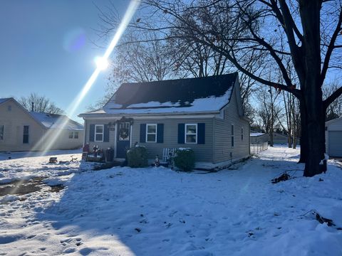 108 E Illinois Street, Mansfield, IL 61854 - #: 12530228